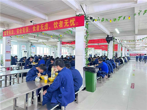 郑州平原邮电中等专业学校餐厅食堂(含图片)怎么样？饭菜贵吗？